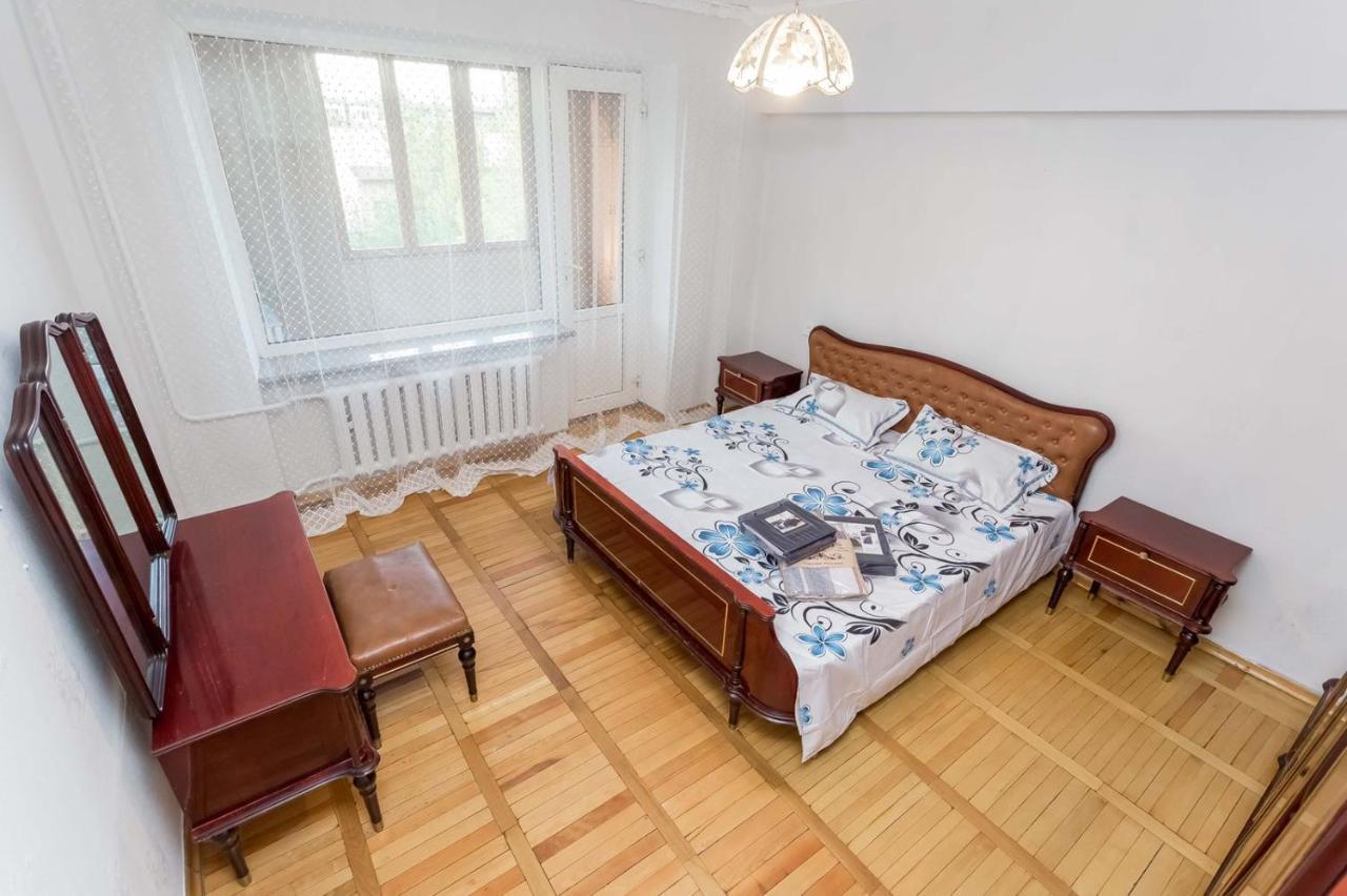 Apartment на абая 141