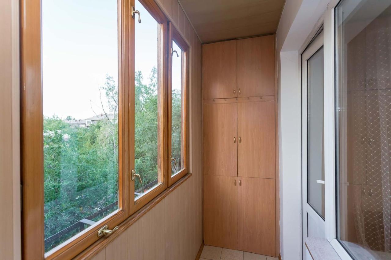 Apartment на абая 141 *